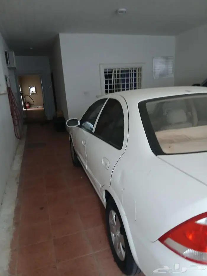 نيسان صني 2012 4