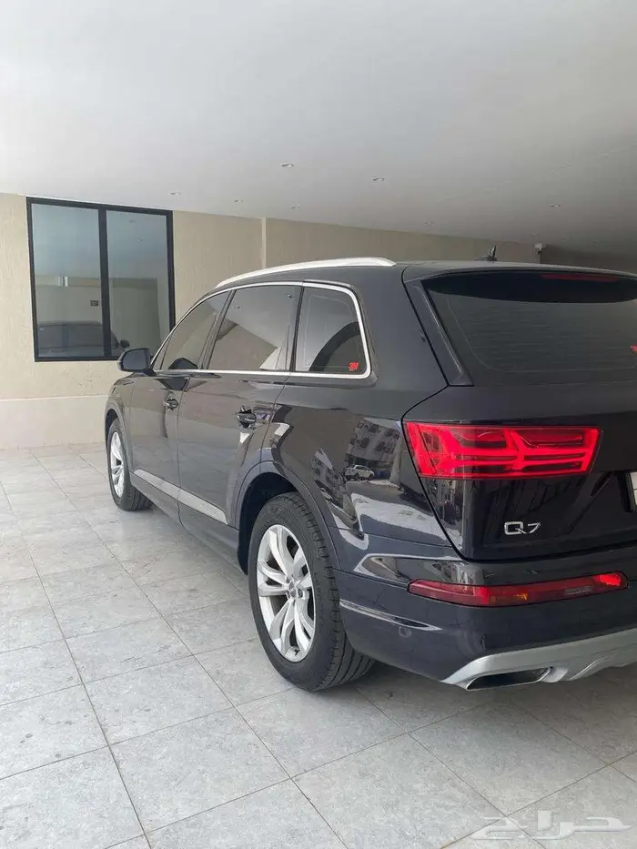 أودي Q7 5