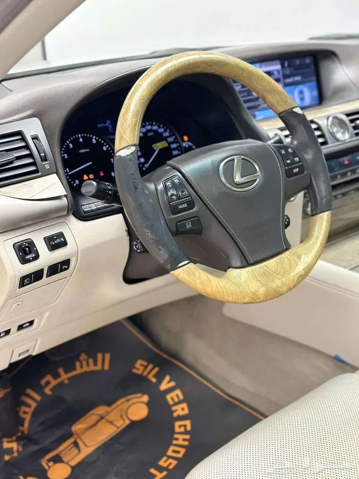 لكزس LS 460 لارج 2014 8