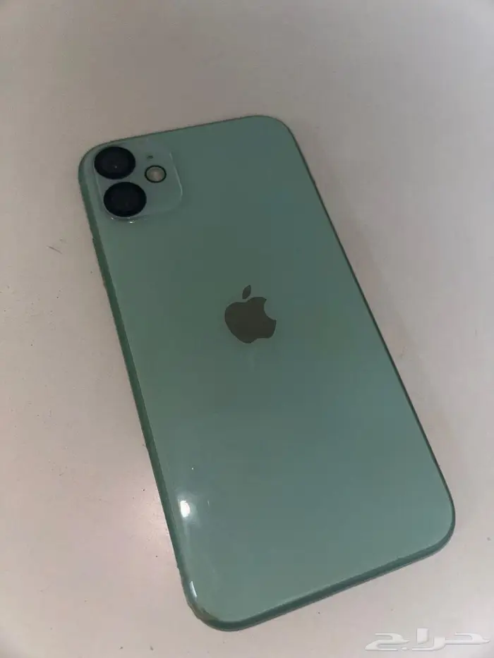 ايفون 11 العادي 0