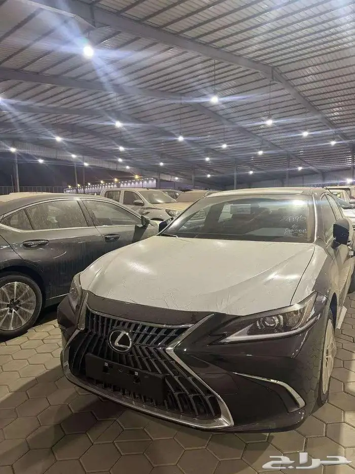لكزس ES 350 CC موديل 2025 4