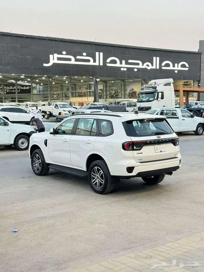 فورد ايفرست XLT موديل 2024 دبل 4