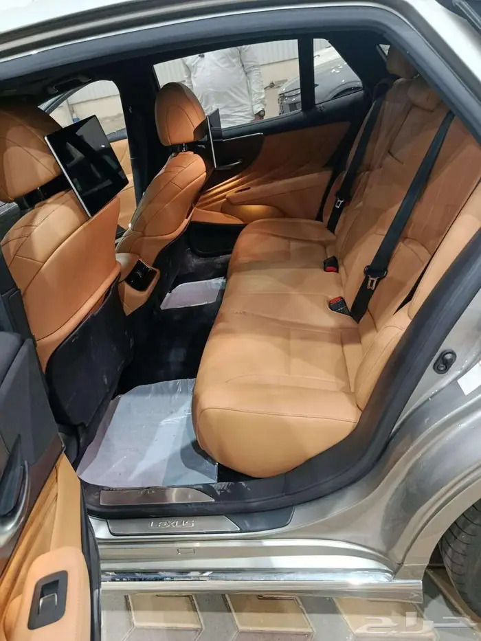 لكزس ال اس LS 500 - 2022 شبه الجديد 7