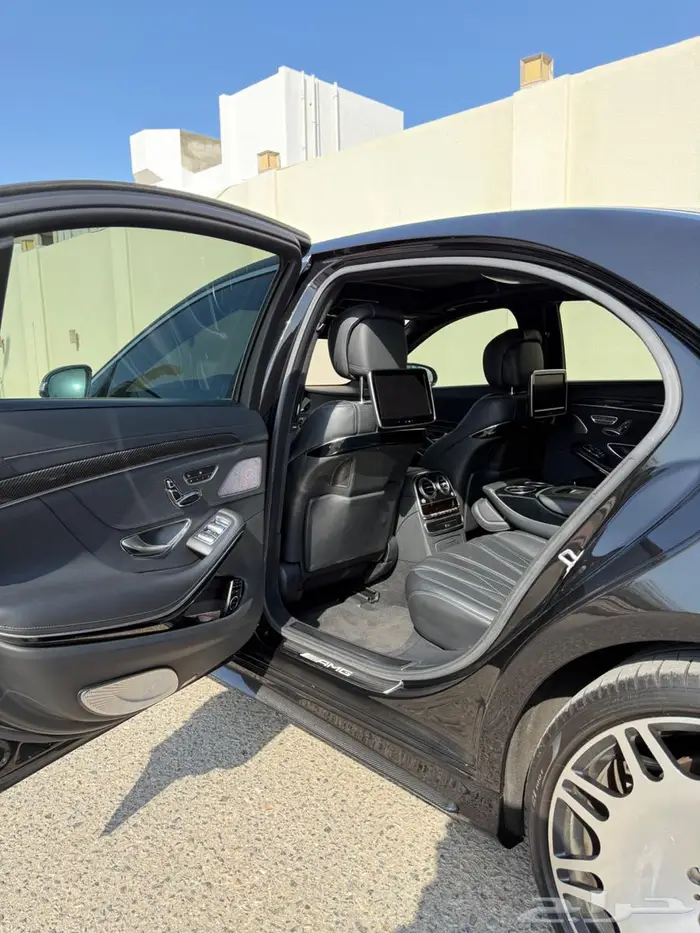 مرسيدس S63 AMG 4