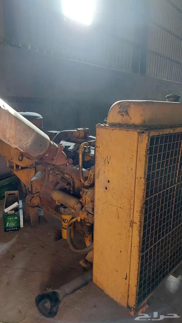 مكينة زراعية كتربلر 411 0