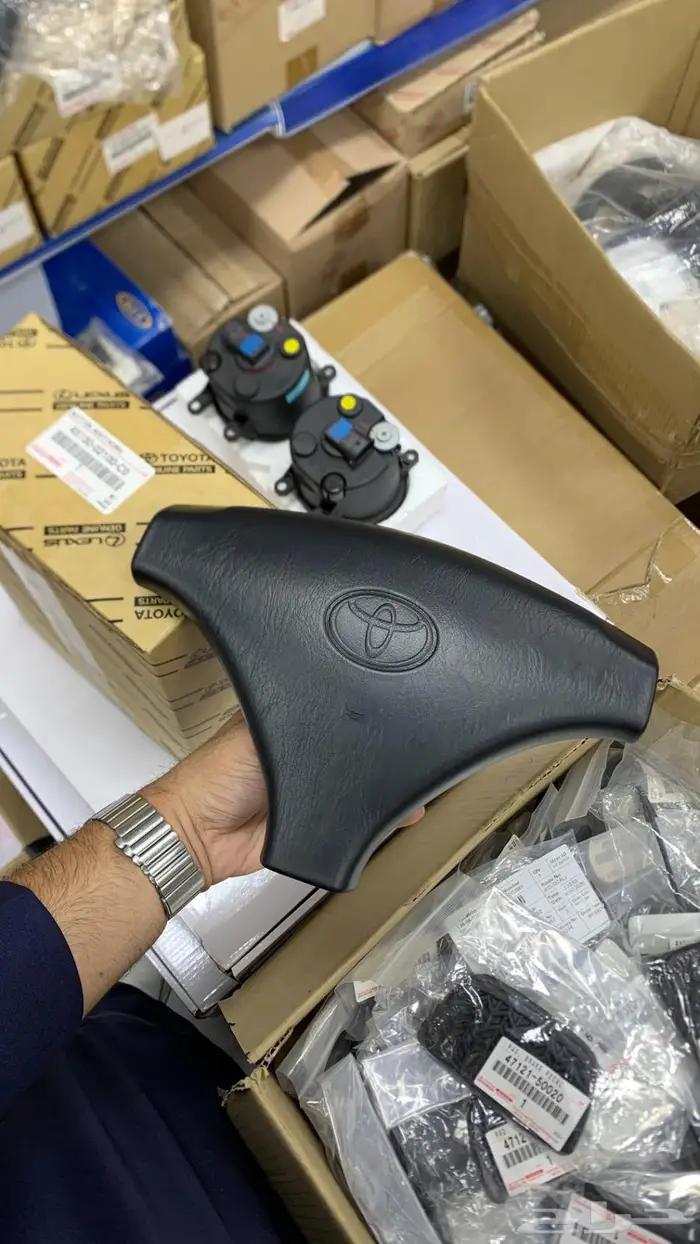 اكسسوارات سيارات تويوتا اصلي وكالة 25