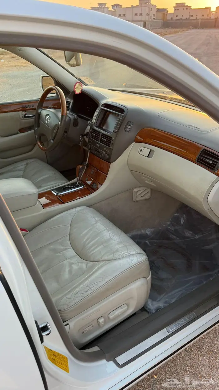 لكزس 2001  430 LS 15