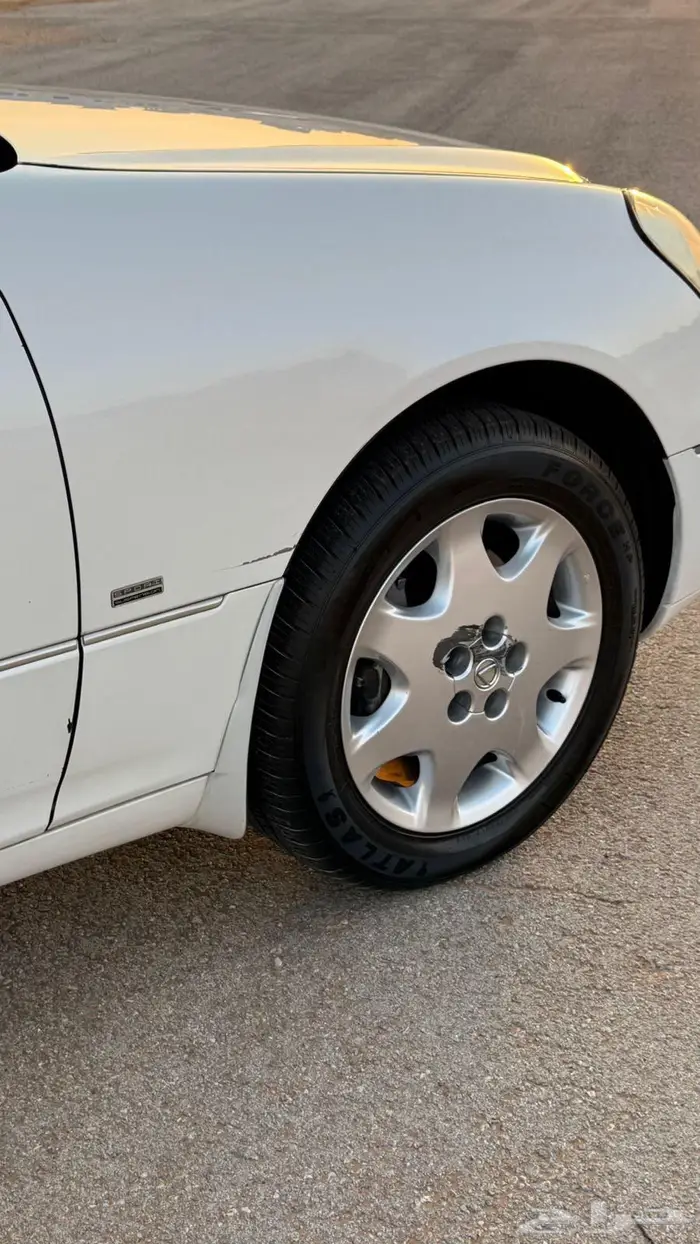 لكزس 2001  430 LS 19