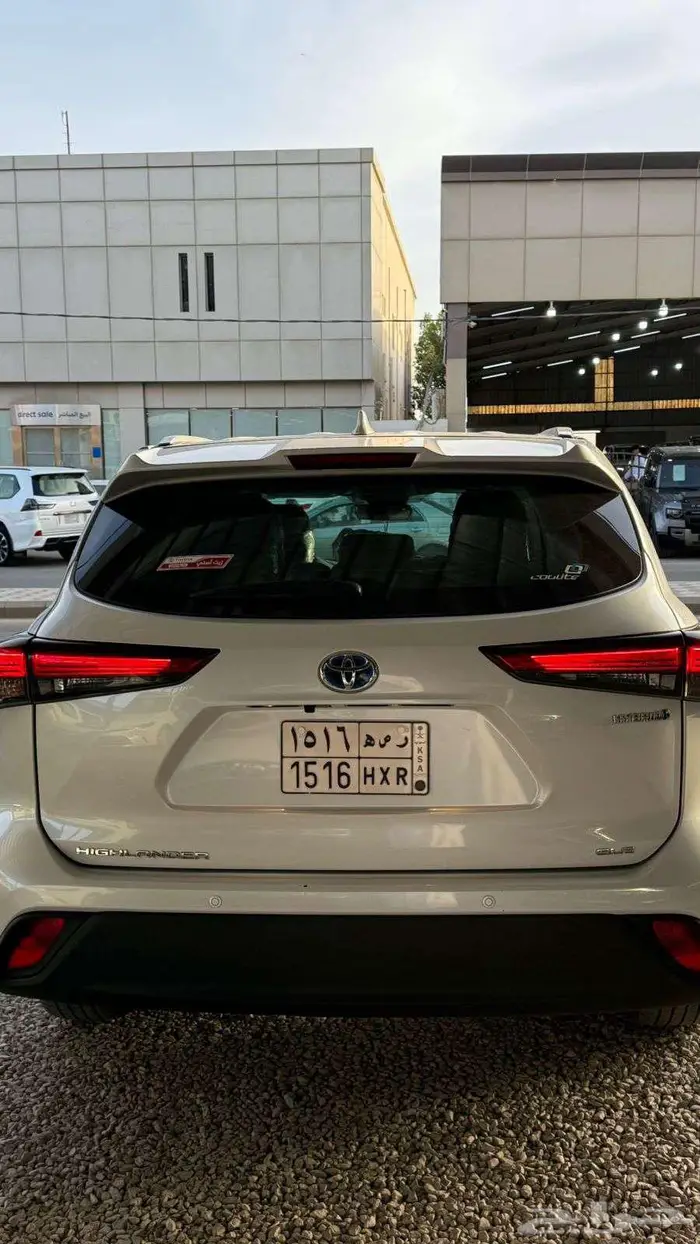 تويوتا هايلاندر GLE 2023 نص فل 1