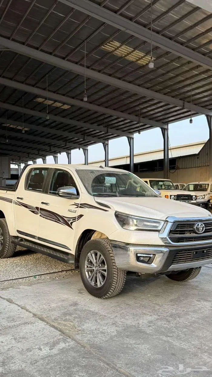 هايلكس غمارتين بنزين SGLX سعودي 2025 قير عادي 137 3