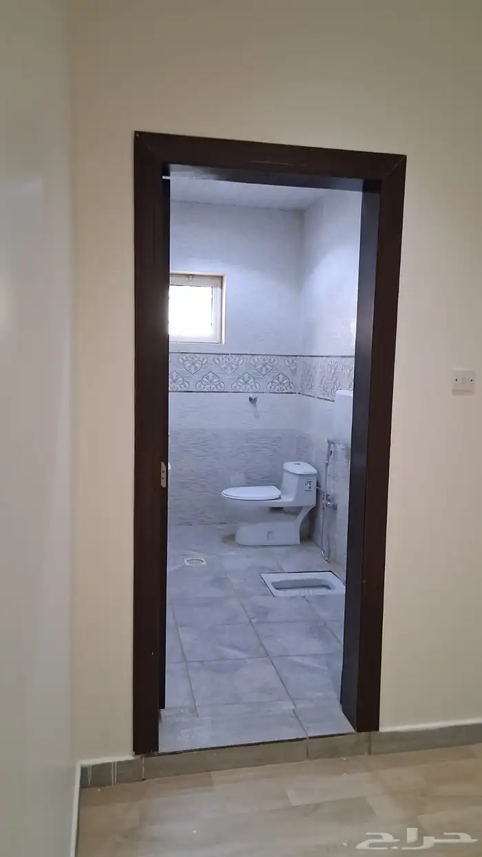 شقة للإيجار شامل الكهرباء والمياه 8