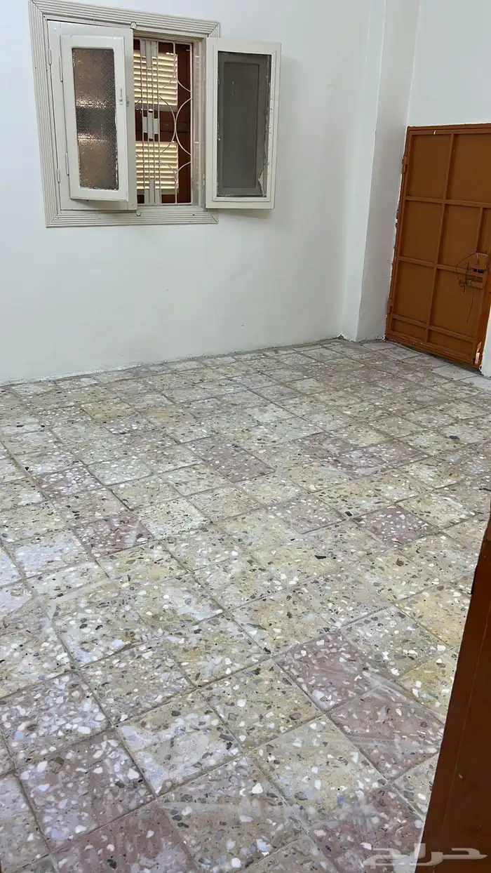 عمارة بالريان بالطائف. للايجار 4