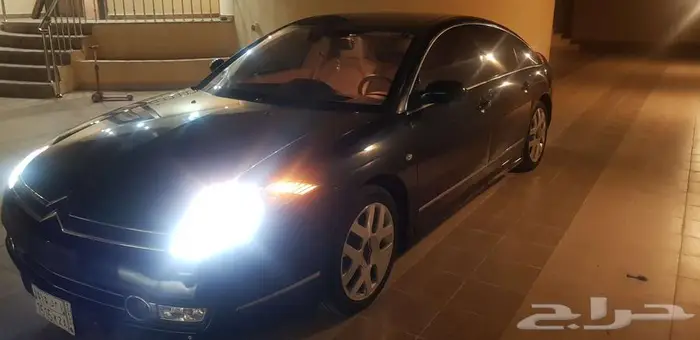 Citroen c6 للبيع 8