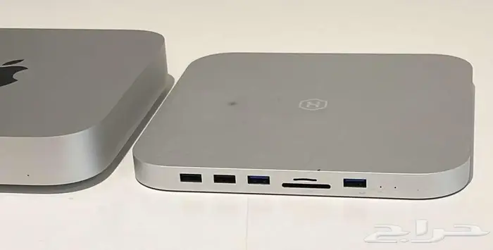 Mac mini M2 512GB ومحول USB وSD 2