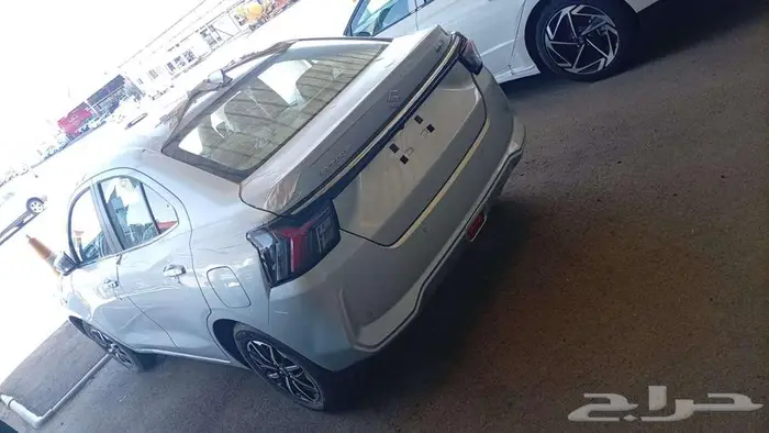 سزوكي ديزير الشكل الجديد 4