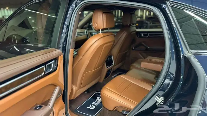 2022بورش كايين PORSCHE CAYENNE 8