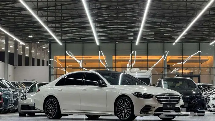 2023مرسيدس اس500 MERCEDES S 1