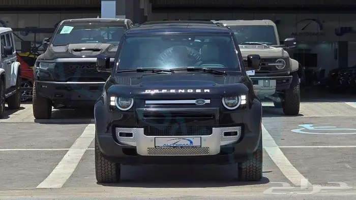2025 LAND ROVER DEFENDER 110 S P300 GCC ضمان وصيانة الوكيل 2