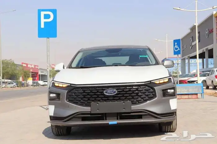 فورد تورس امبيانتي موديل 2025 بالكاش والاقساط 9