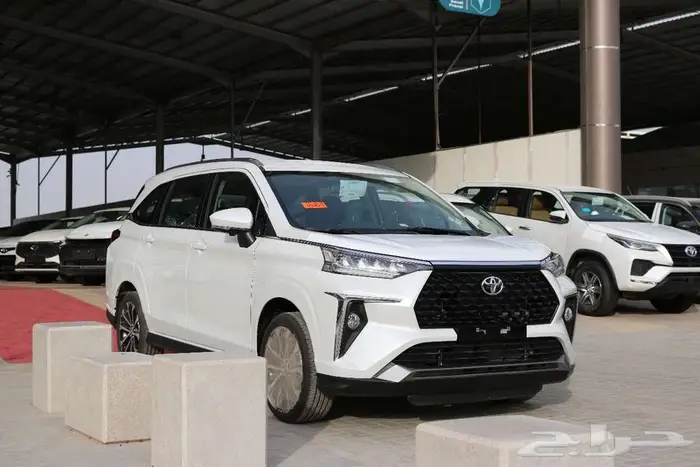 تويوتا فيلوز 2025 GLX متوفر جميع الالوان كاش _ اقساط 3