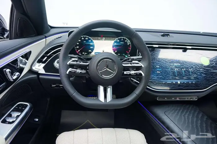 مرسيدس E 200 موديل 2026 أصفار خليجي أسود أبيض 11