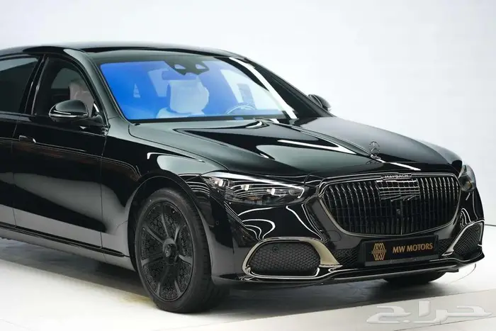 مرسيدس مايباخ S 580 موديل 2025 أصفار خليجي أسود أبيض 2