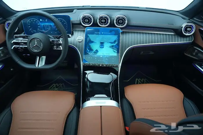 مرسيدس C 200 بريميوم بلس موديل 2025 أصفار خليجي أزرق جملي 6