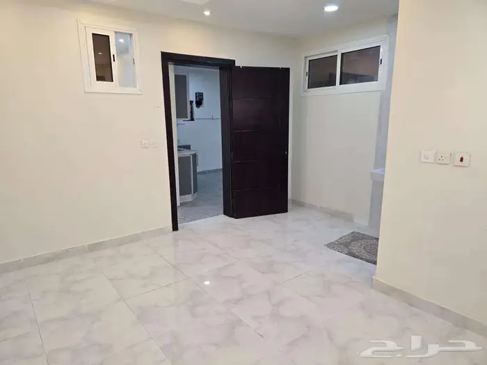 شقة للايجار بضاحية الجبيل حي غرناطه 4