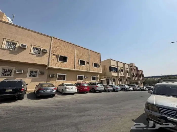 عمارة للبيع في حي غبيرا 10