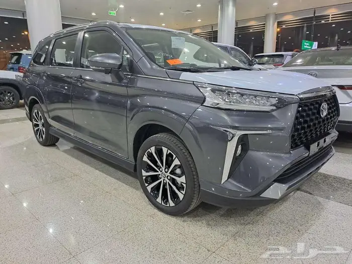 تويوتا فيلوز 2025 GLX 3
