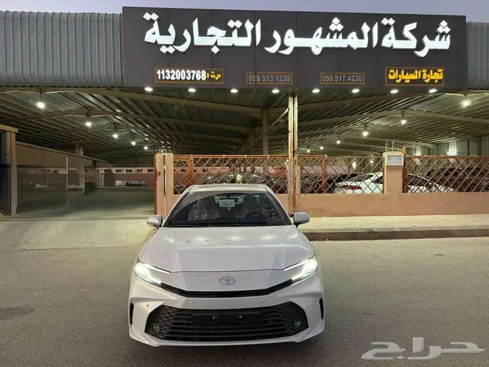 تويوتا كامري LE فتحة بنزين موديل 2025 0