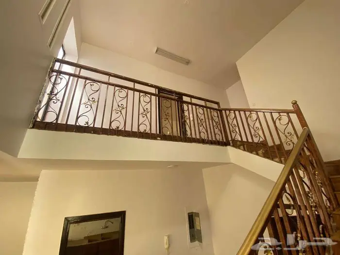 فيلا للايجار بحي النزهة 9