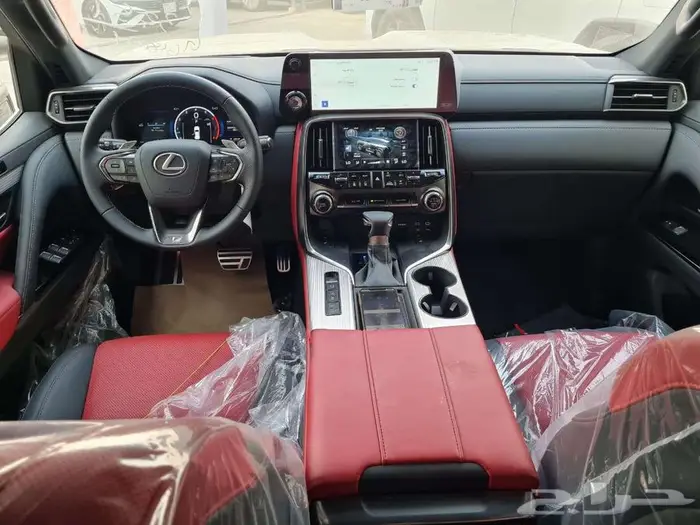 عرض خاص ليكزس LX 600 F SPORT 2025 17