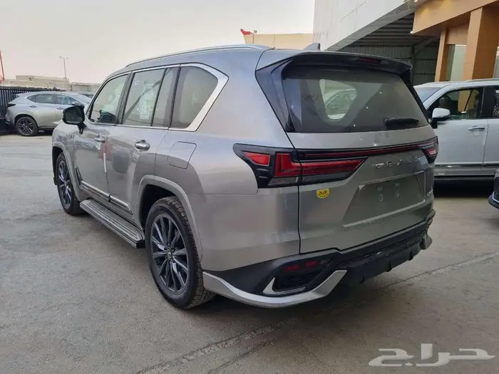 عرض خاص ليكزس LX 600 F SPORT 2025 2