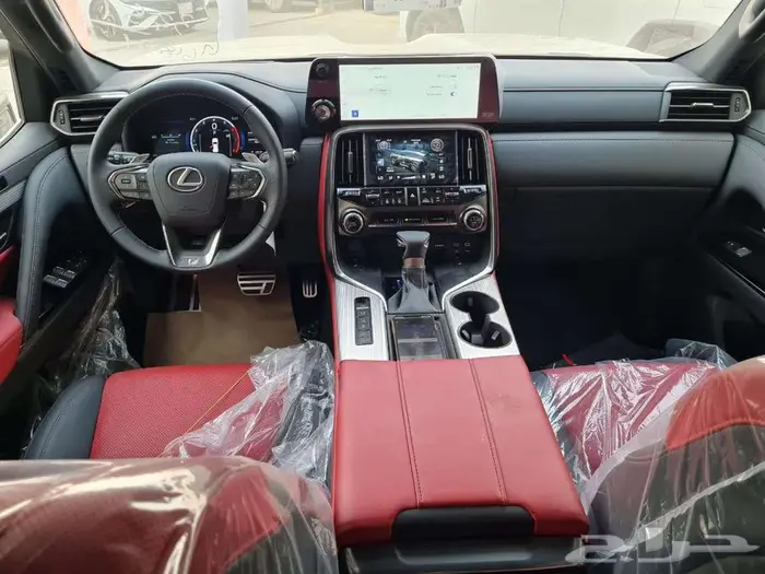 عرض خاص ليكزس LX 600 F SPORT 2025 15