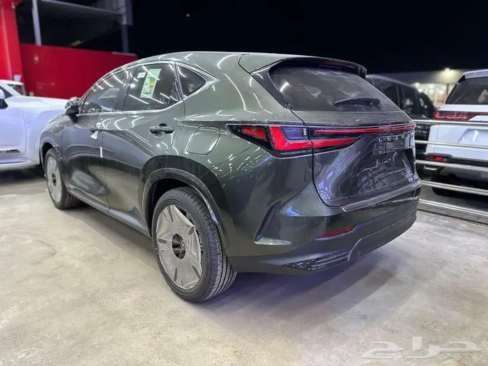 لكزس NX350 AA موديل 2025 سعودي 3