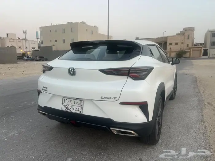 2023 شانجان يوني تي 8