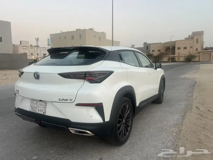 2023 شانجان يوني تي 10