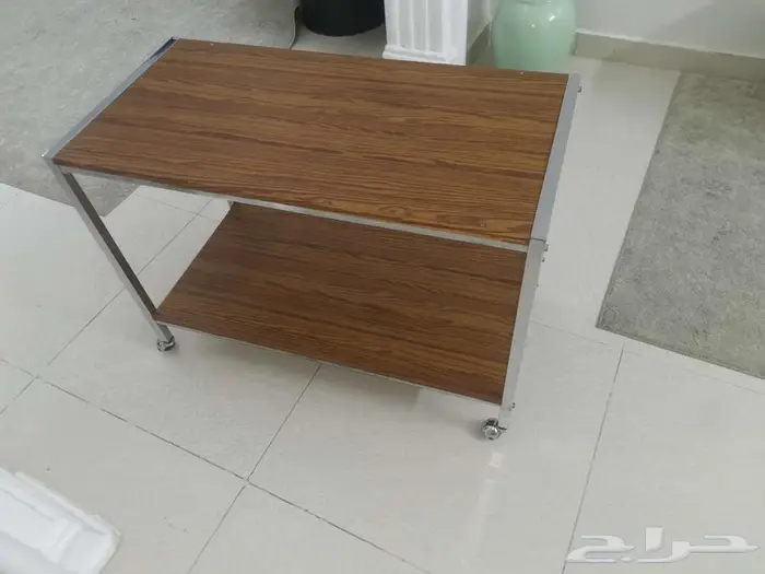 طاولة تلفزيون قديمة 1