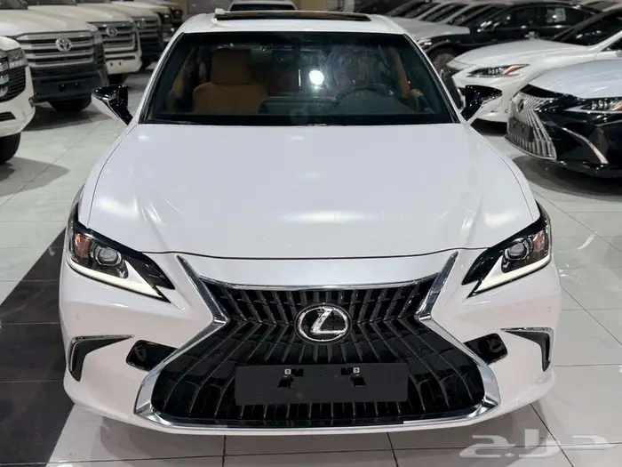 لكزس ES 350 بريمي فتحة سقف 2025 اللون ابيض 0