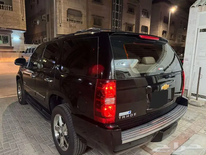 للبيع تاهو 2014 فل كامل LTZ مخزن 110 الف فقط 3