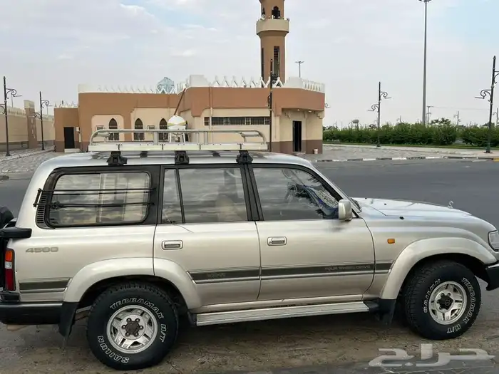 صالون لاندكروزر VXR 1992 0