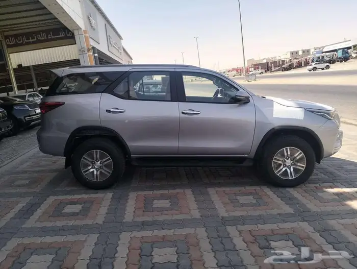 تويوتا فورتشنر GX2 2025 بنزين 4X4 سعودي 2