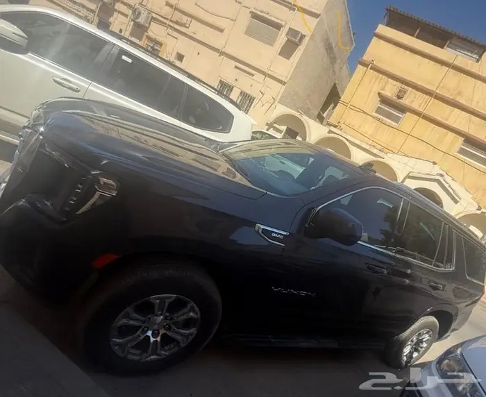 GMC 2023 SLE اللون رمادي 3