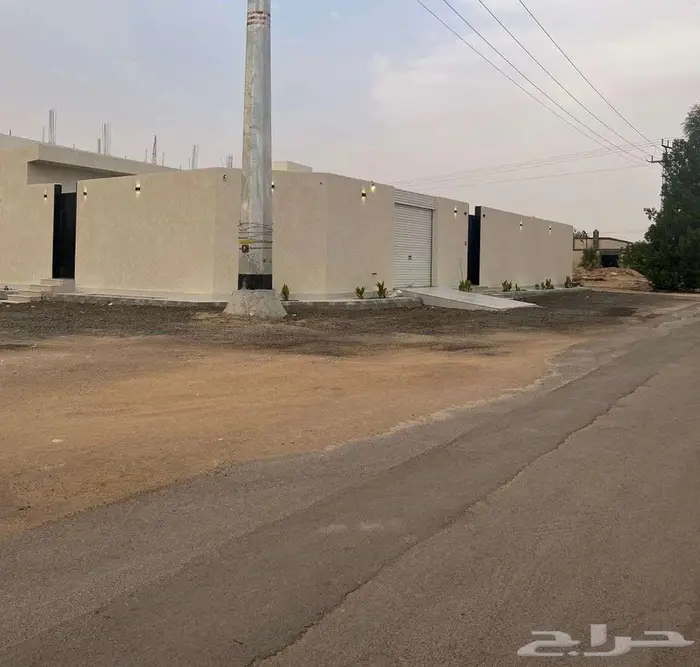 للتأجير السنوي  شاليه زاوية مؤثث جديد بحي الهدية (شرق بريدة) 1