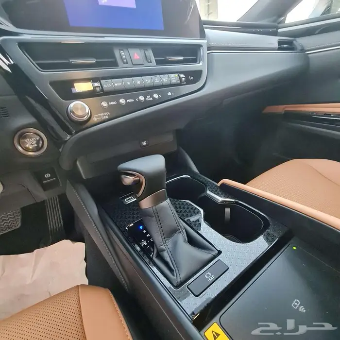 لكزس 250 2025ES 12