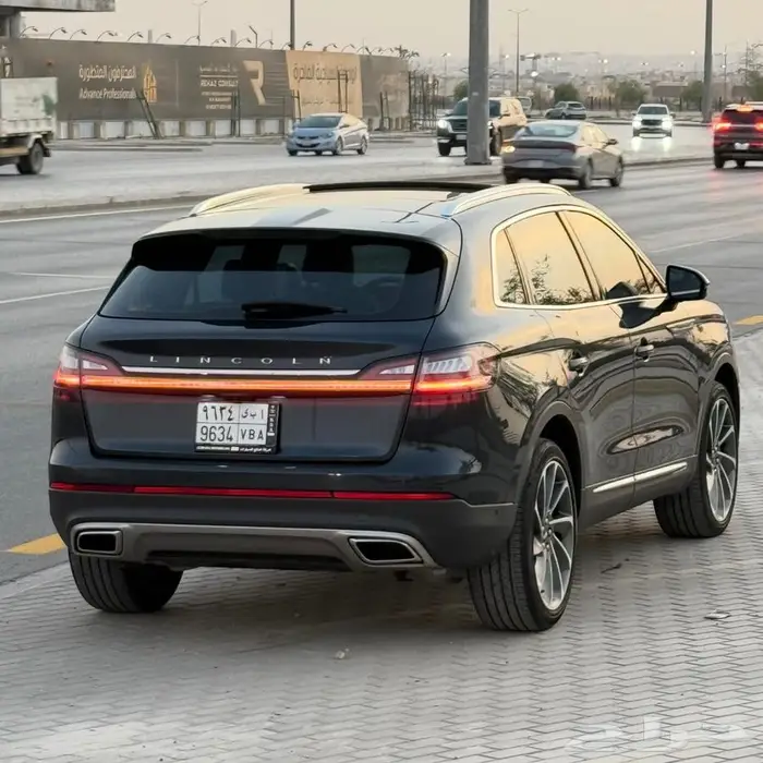 Lincoln ( شبه جديد مخزن ) فل اوبشن 14