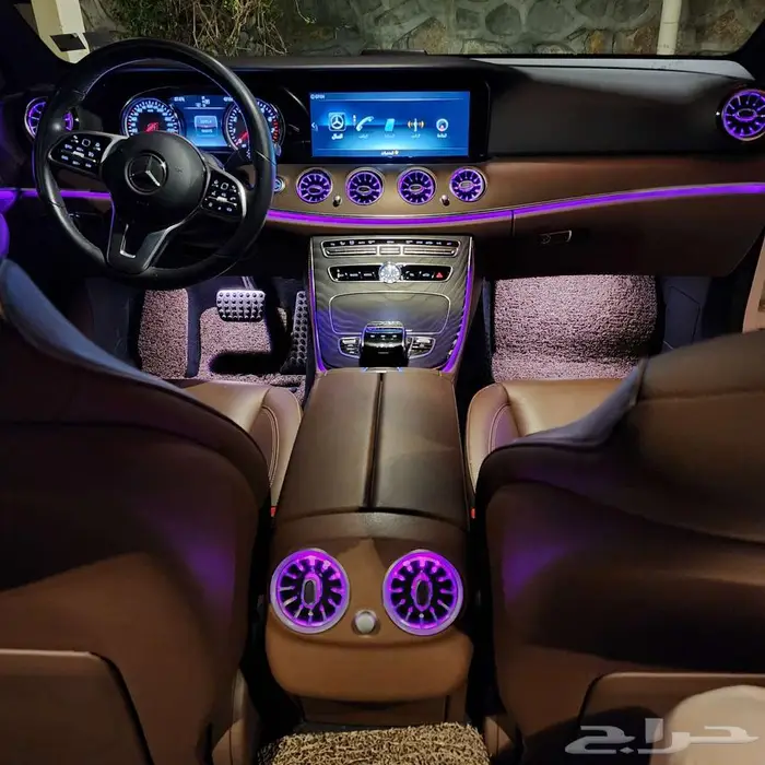 مرسدس بنز E300 نظيفه جدا 7