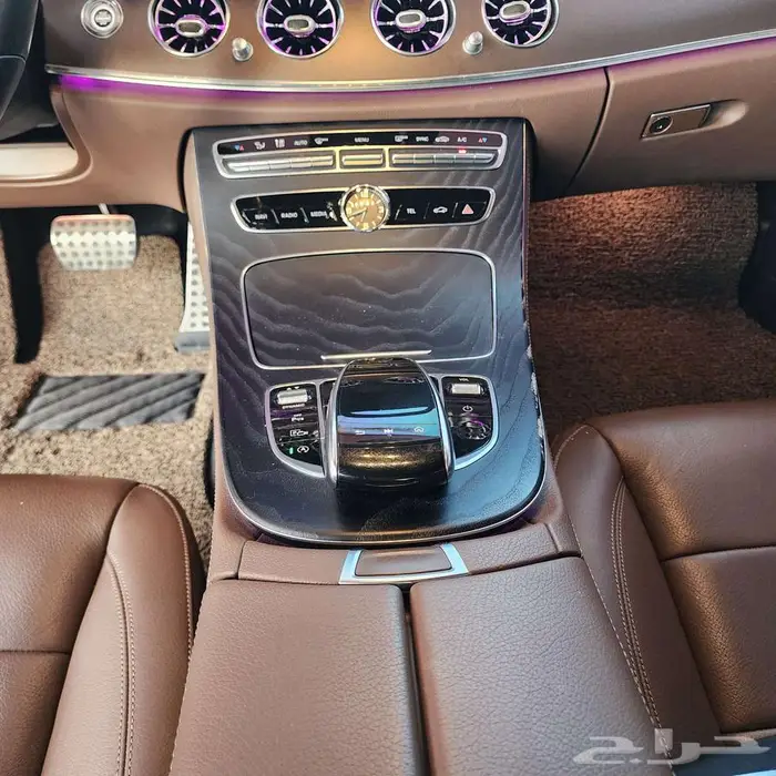 مرسدس بنز E300 نظيفه جدا 11
