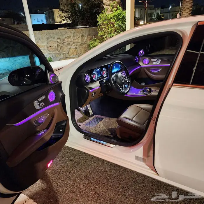 مرسدس بنز E300 نظيفه جدا 15